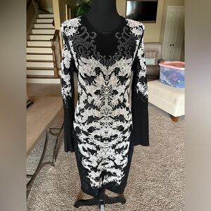Rvn black and white Jacquard print dress